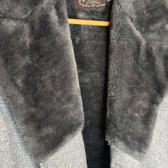 Vagabond Gray Wool Blend Coat Faux Fur Collar Classic Winter Overcoat - Picture 4 of 5